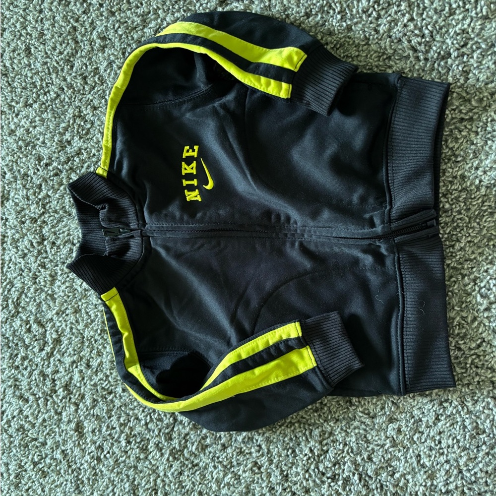 Boys Nike Black and Yellow Jacket